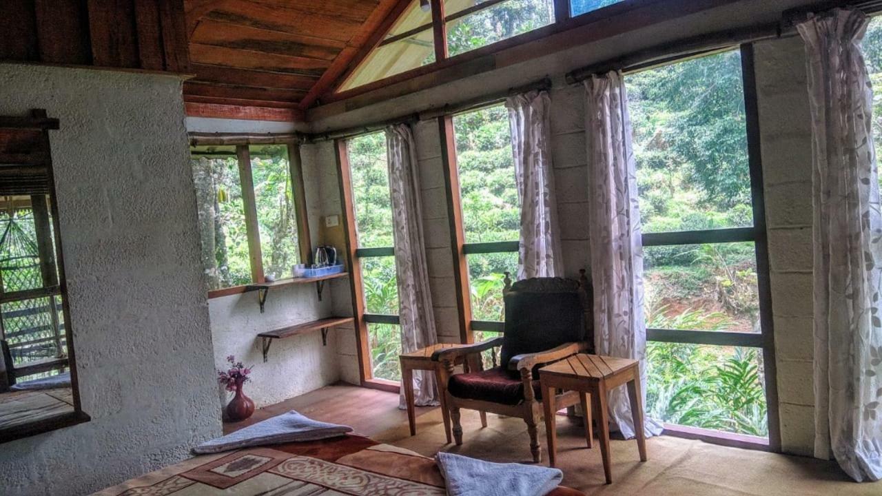 Jungle Jive Tree House Munnar Bed and Breakfast Exteriör bild
